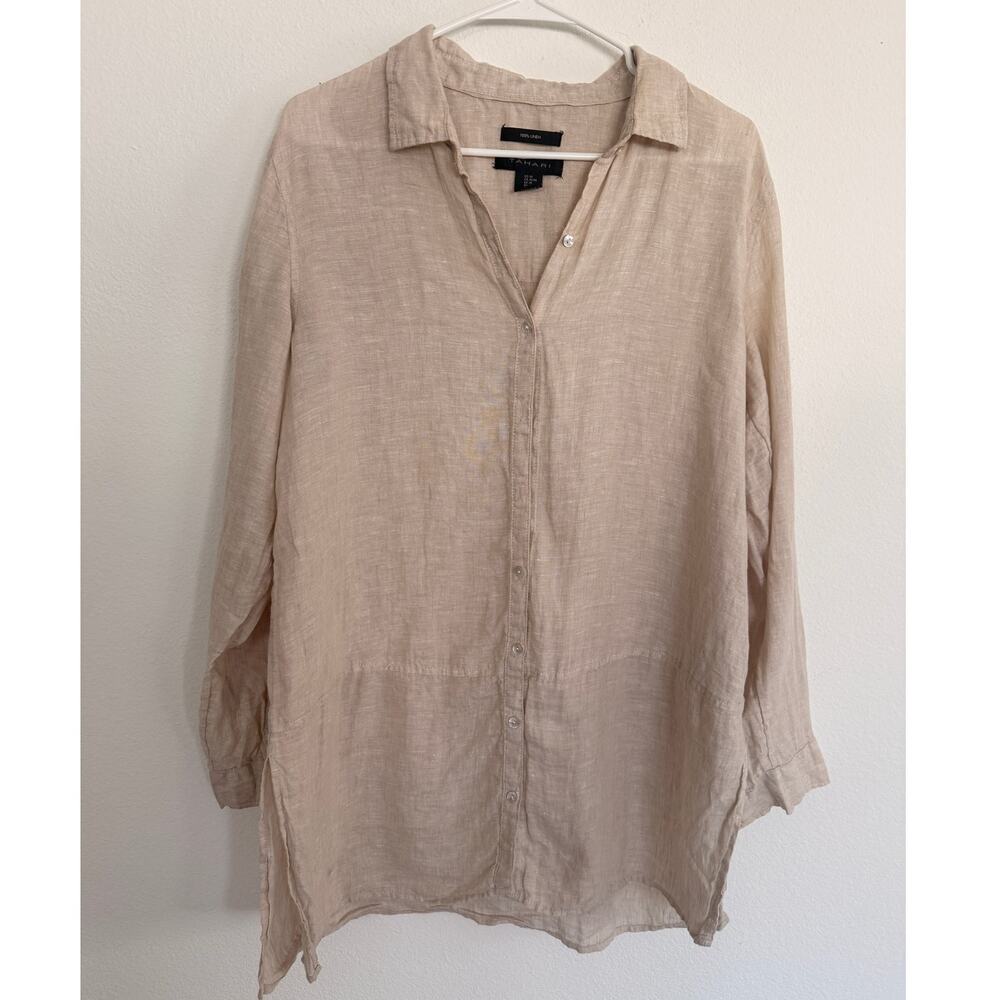 Versatile Medium Tahari Linen Button-Down Shirt - Classic & Stylish